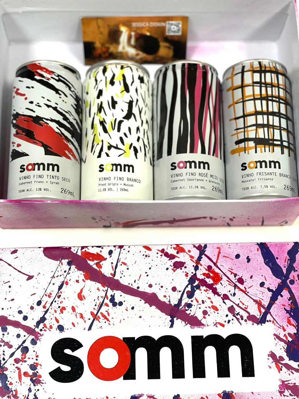 CAIXA PRESENTE + 4 VINHOS SOMM LATA 269ML