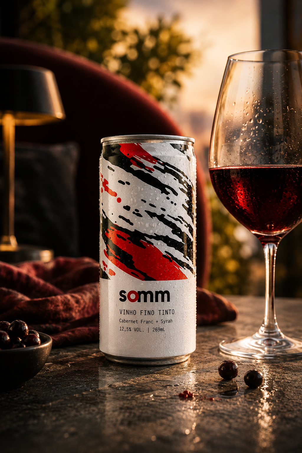 O que é vinho laranja? Entenda o estilo que parece novo, mas é antigo